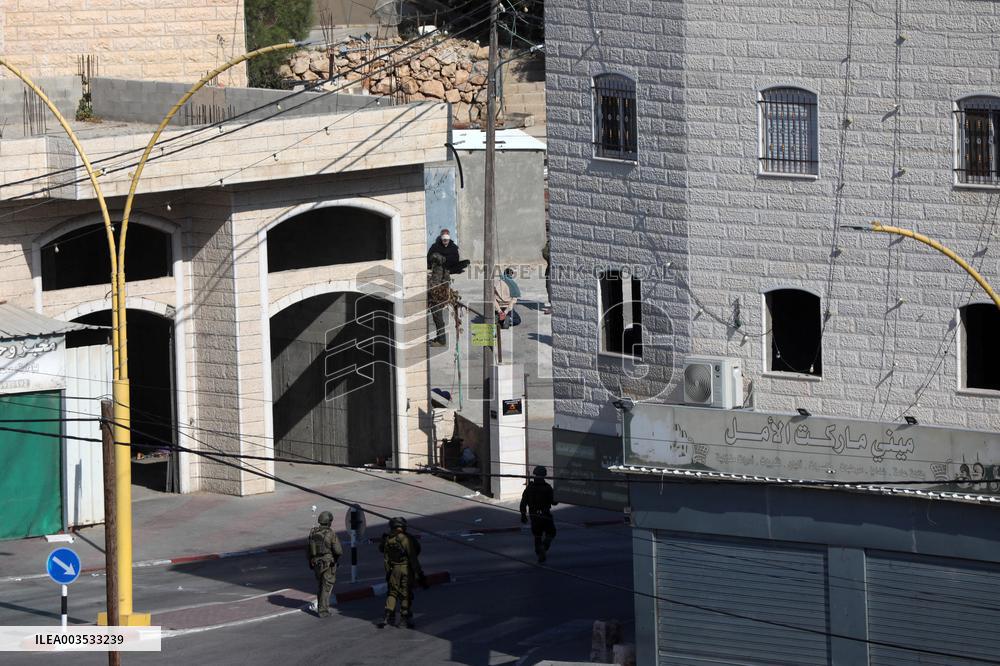 Israeli Troops Launch New Operation - West Bank