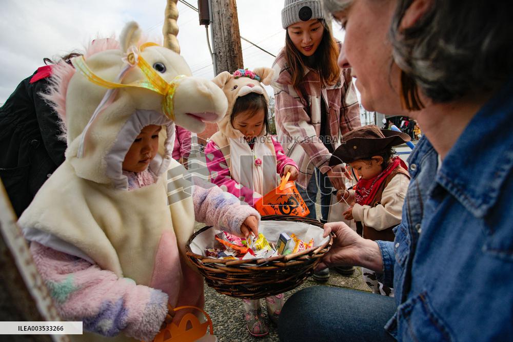 Trick-or-Treat Event in Richmond - British Columbia