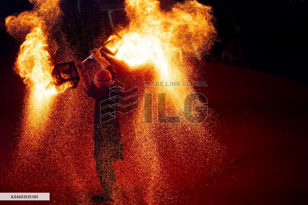 Artist Performance in Chongqing