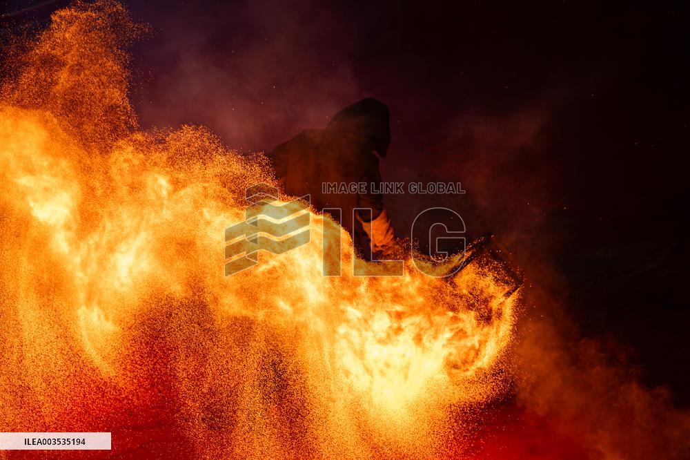 Artist Performance in Chongqing