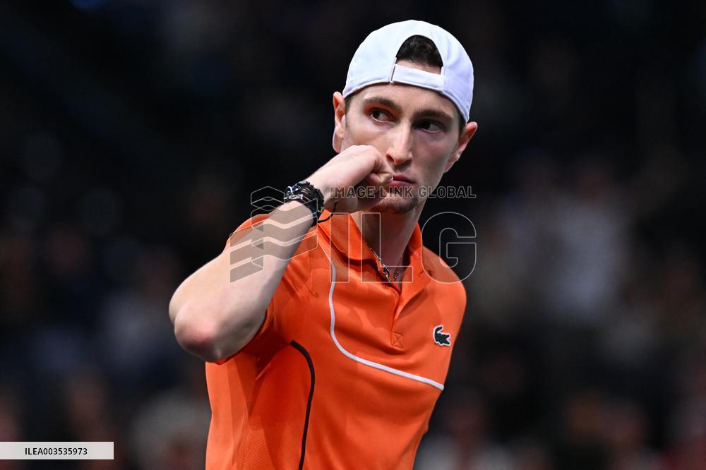 Rolex Paris Masters - Humbert's Quarter-Final