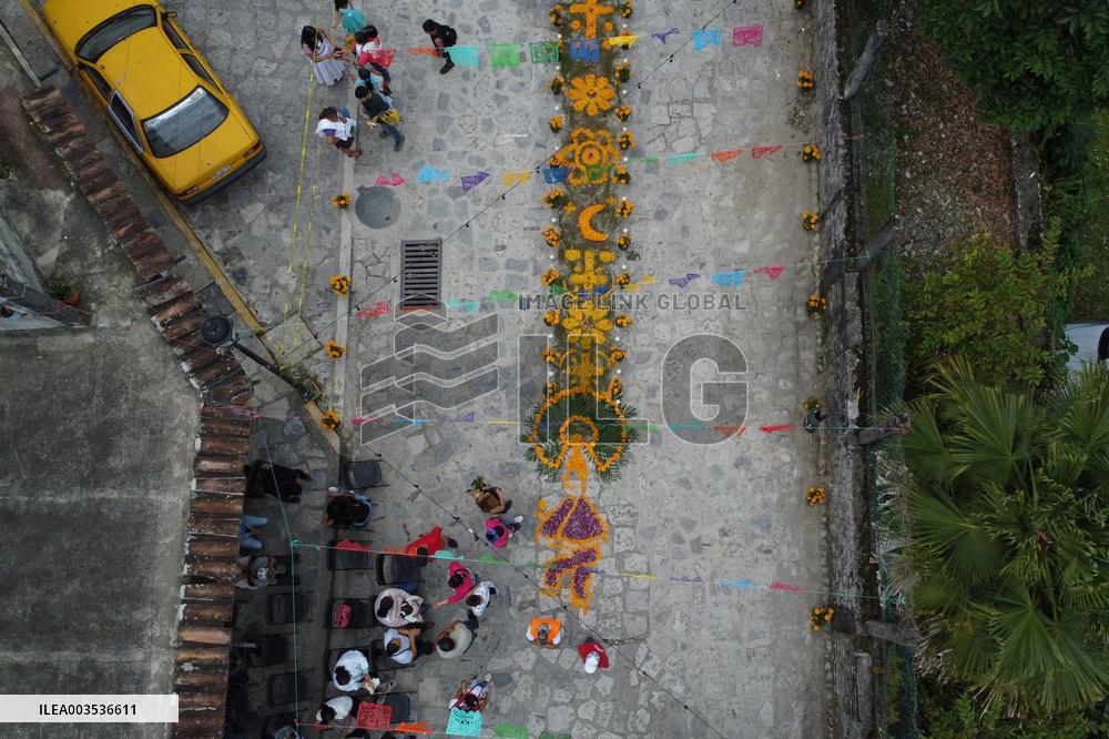 Dia de Muertos Celebrations - Mexico