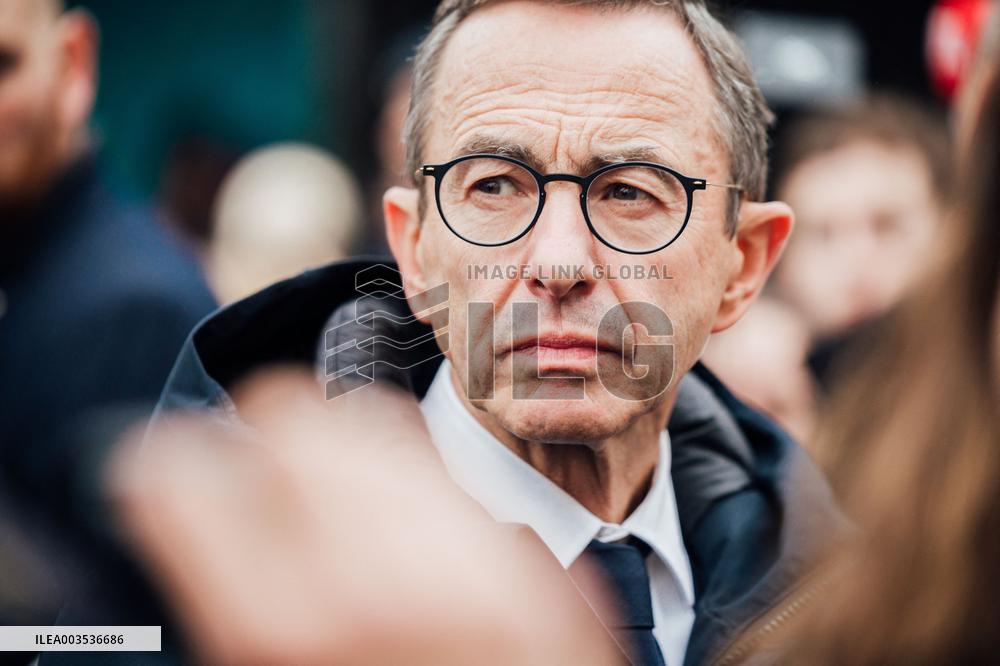 Bruno Retailleau on visit in Rennes