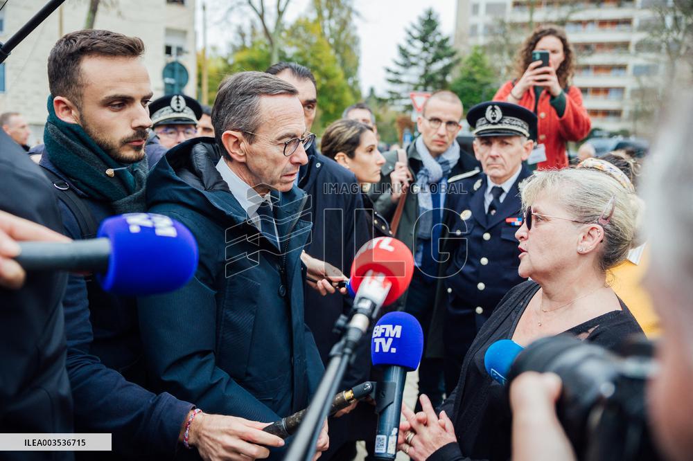 Bruno Retailleau on visit in Rennes