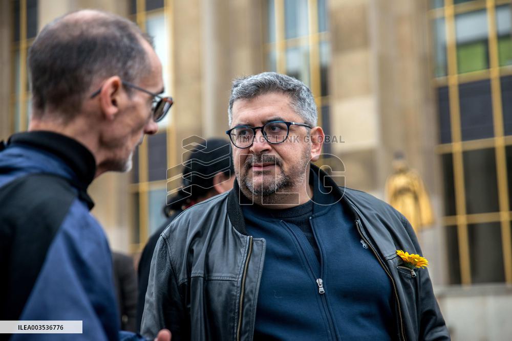 'Mothers of Hope' Gather In Paris