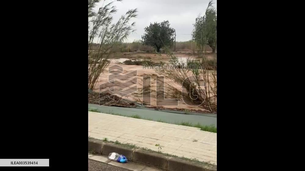 Spain: Deadly Flooding Leaves Trail Of Destruction On Streets Of Valencia 8