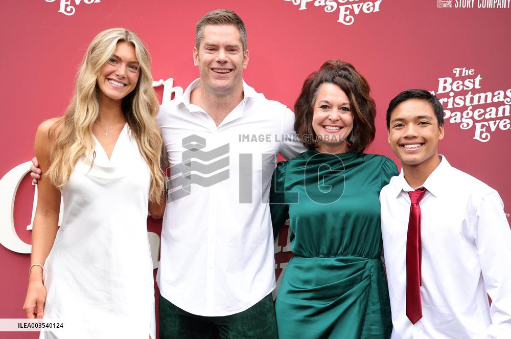 The Best Christmas Pageant Ever Premiere - LA