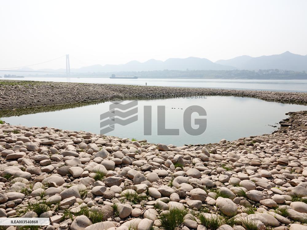 Low Water in The Yangtze River