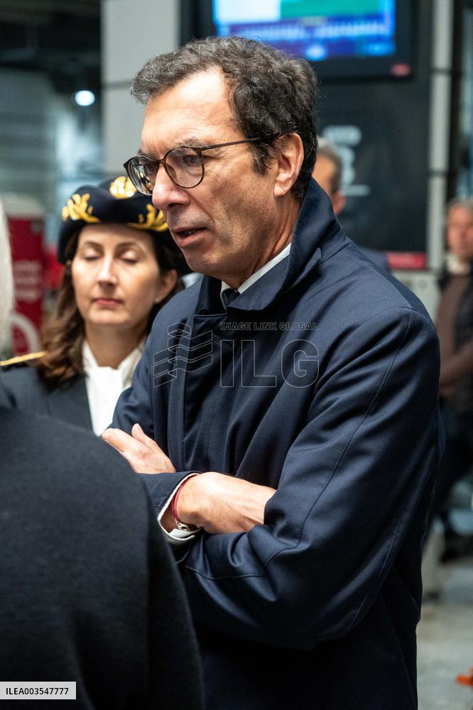 Catherine Vautrin And Francois Durovray Visit Montparnasse Station - Paris