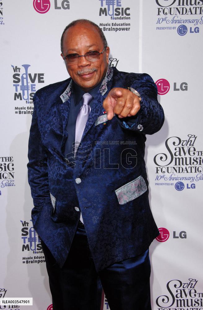 Quincy Jones Dies Aged 91