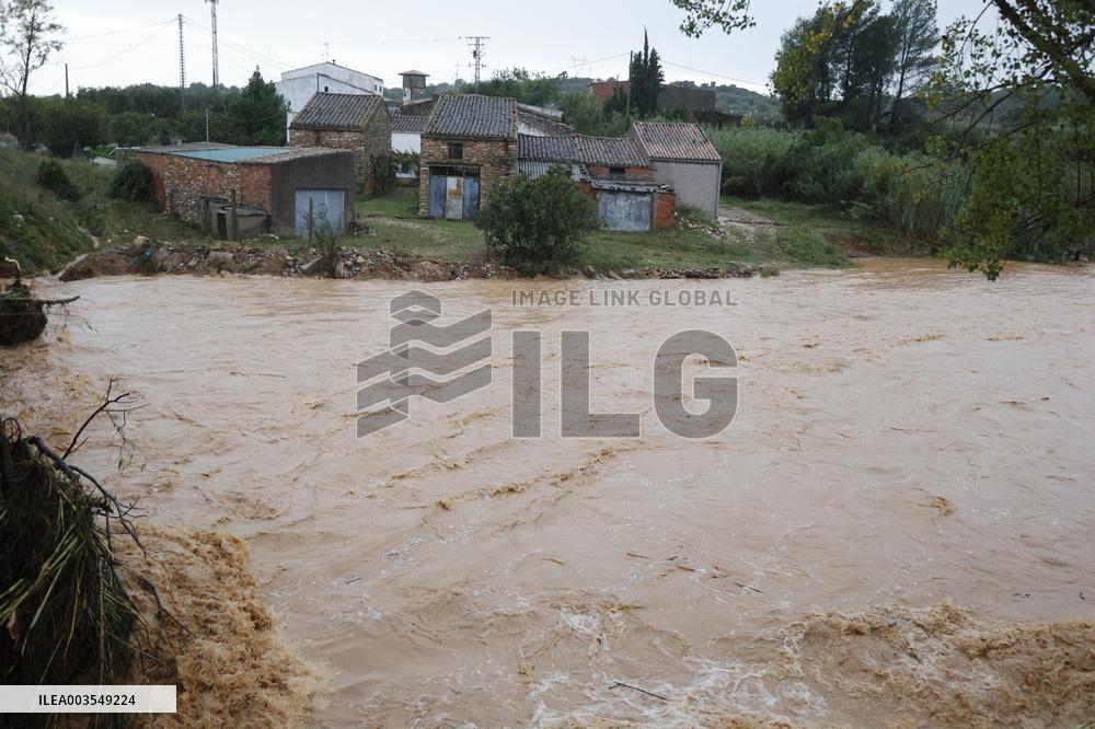 Spain Disaster Death Toll Reaches 214 - Valencia