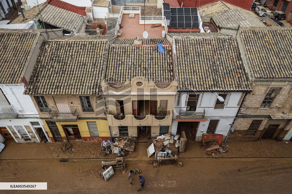 Spain Disaster Death Toll Reaches 214 - Valencia