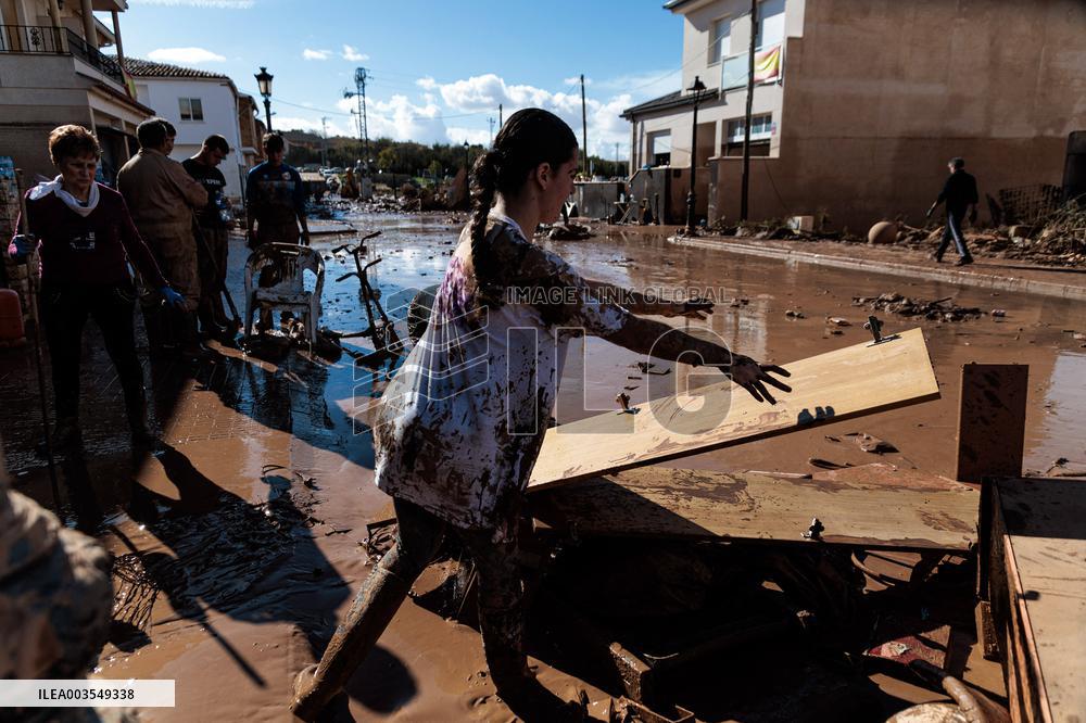 Spain Disaster Death Toll Reaches 214 - Valencia