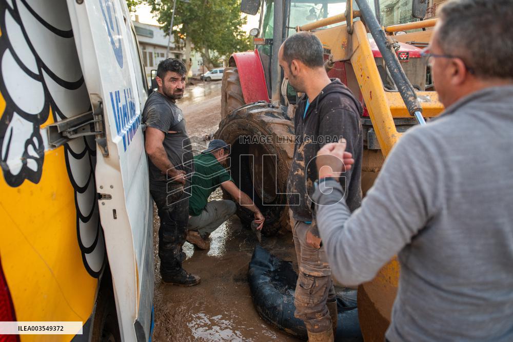 Spain Disaster Death Toll Reaches 214 - Valencia