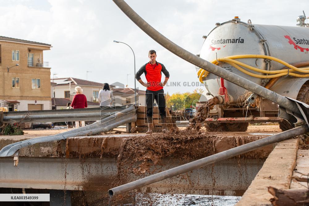 Spain Disaster Death Toll Reaches 214 - Valencia