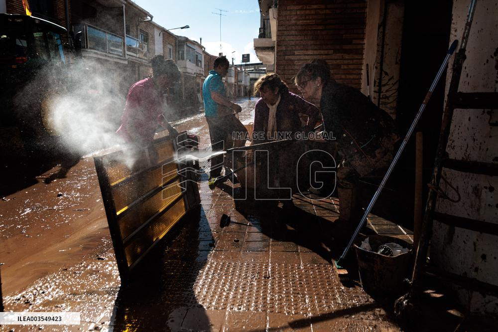 Spain Disaster Death Toll Reaches 214 - Valencia