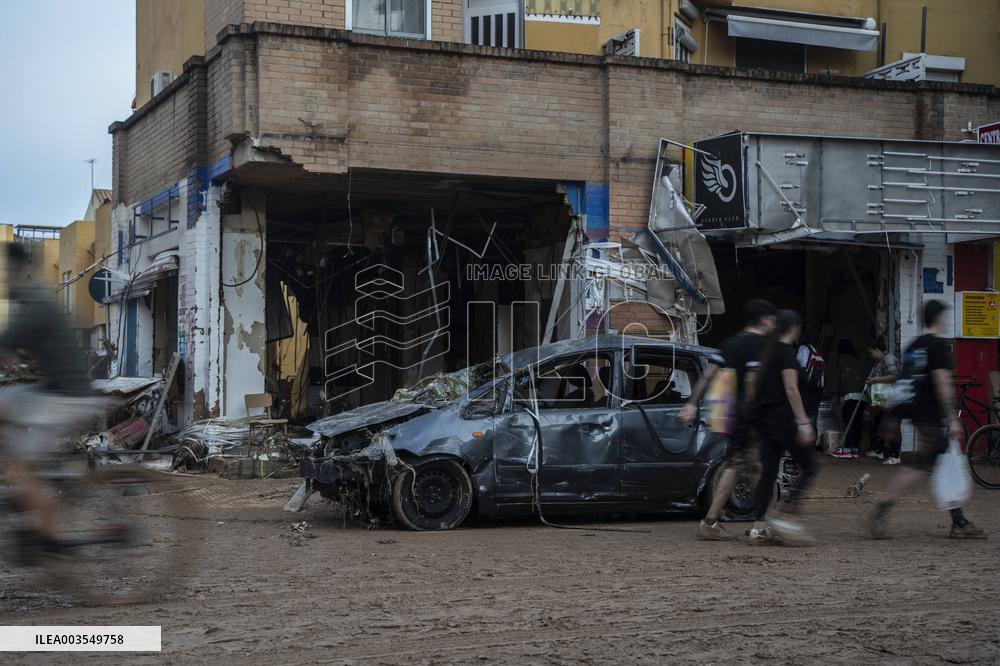 Spain Disaster Death Toll Reaches 214 - Valencia