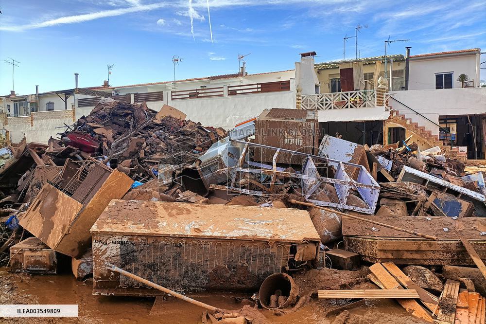 Spain Disaster Death Toll Reaches 214 - Valencia