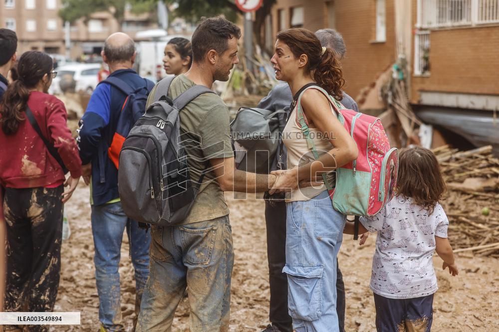 Spain Disaster Death Toll Reaches 214 - Valencia