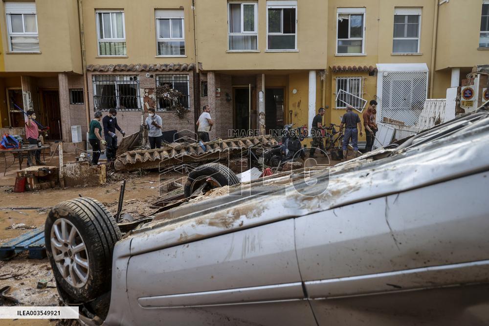 Spain Disaster Death Toll Reaches 214 - Valencia