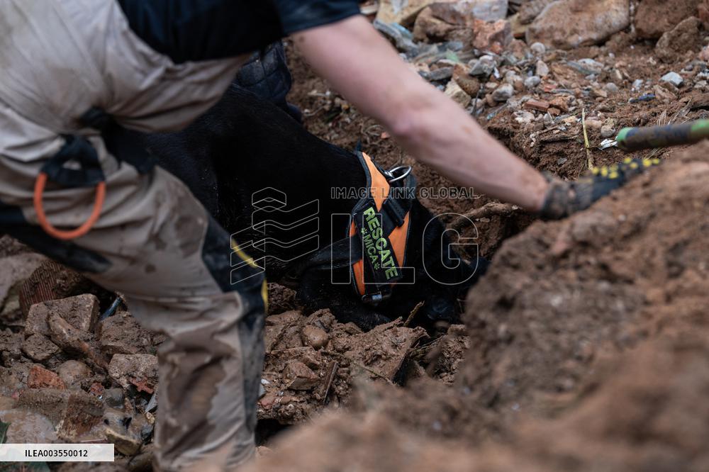 Spain Disaster Death Toll Reaches 214 - Valencia