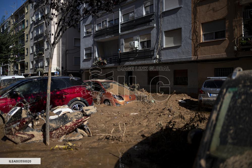 Spain Disaster Death Toll Reaches 214 - Valencia