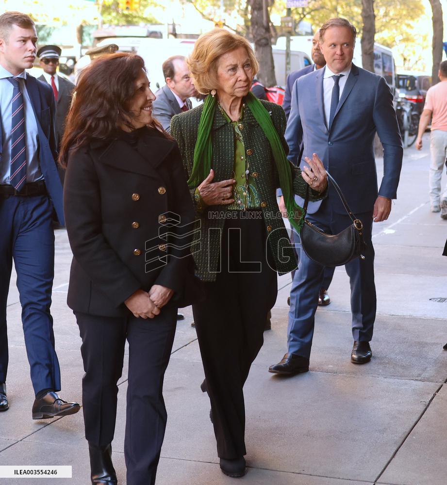 Queen Sofia Visits Fernando Botero Exhibition - NY