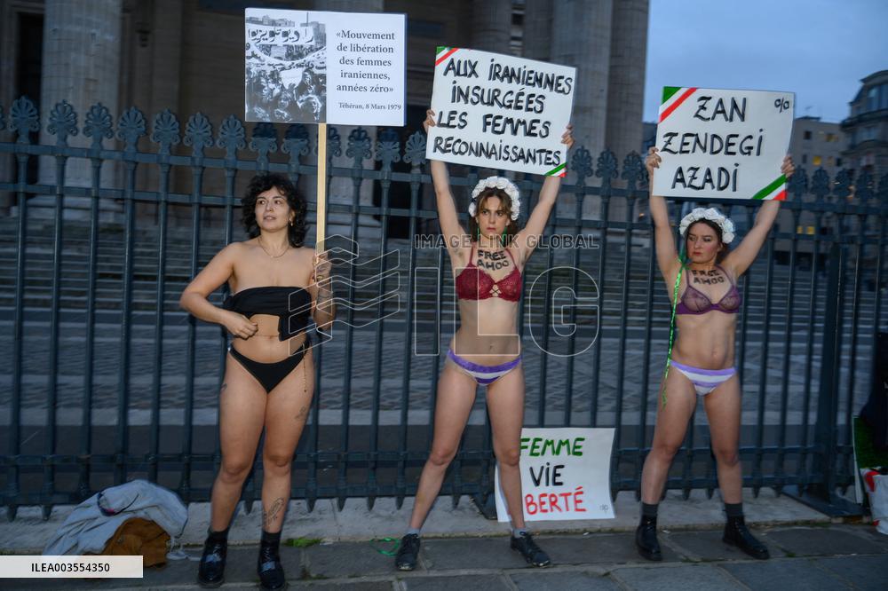 Rally In Support Of Student Ahou Daryaei And Iranian Women - Paris