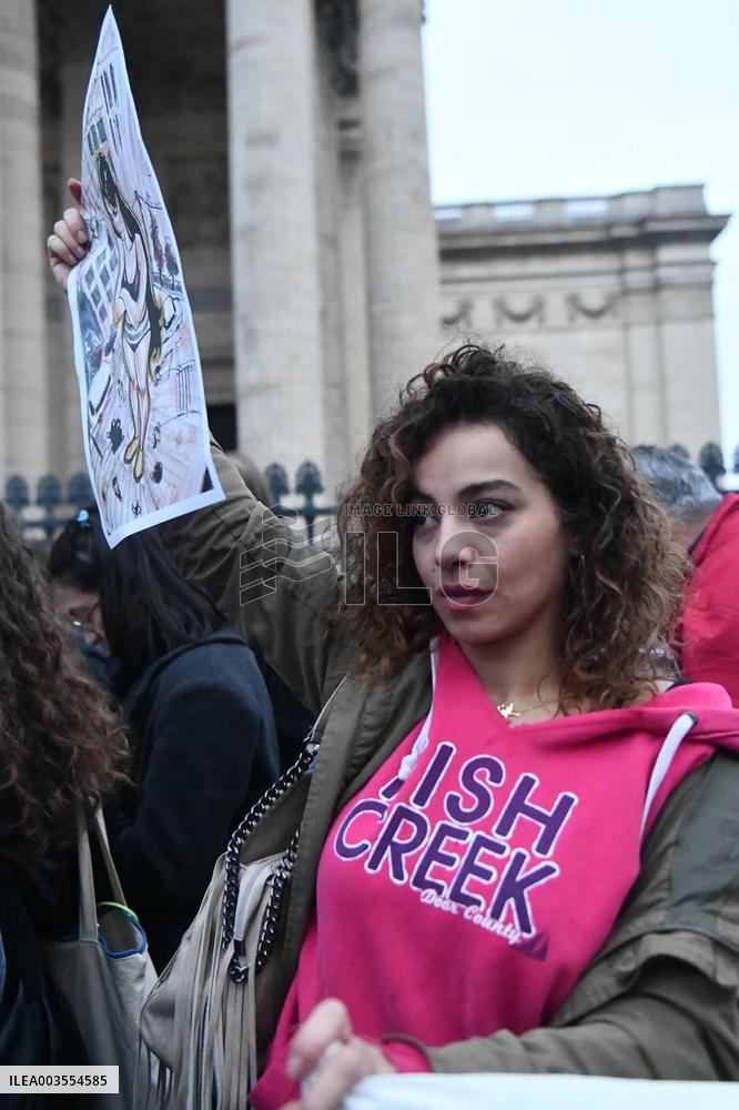 Rally In Support Of Student Ahou Daryaei And Iranian Women - Paris