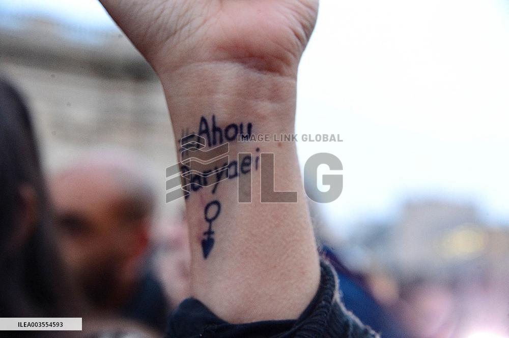 Rally In Support Of Student Ahou Daryaei And Iranian Women - Paris