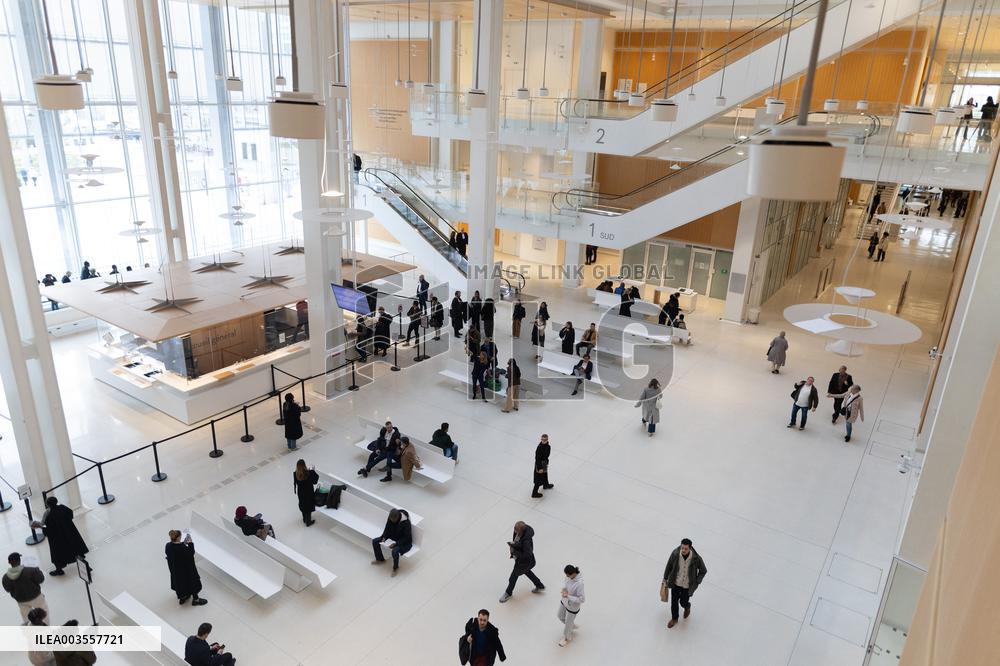 New FLNC Trial - Paris