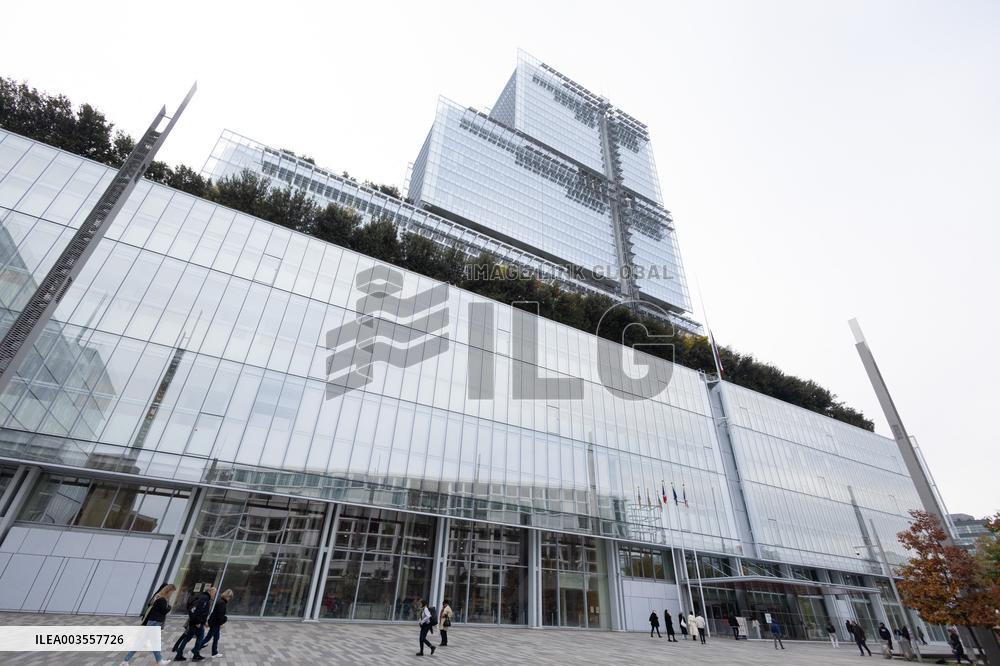 New FLNC Trial - Paris