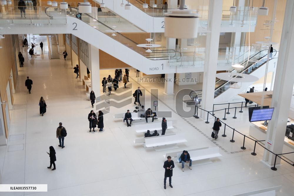 New FLNC Trial - Paris