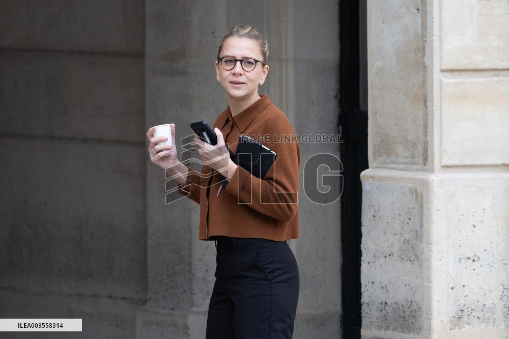 Weekly Cabinet Meeting - Paris