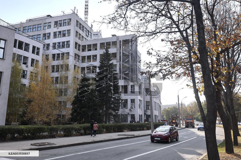 Response effort continues after Russian shelling of Kharkiv