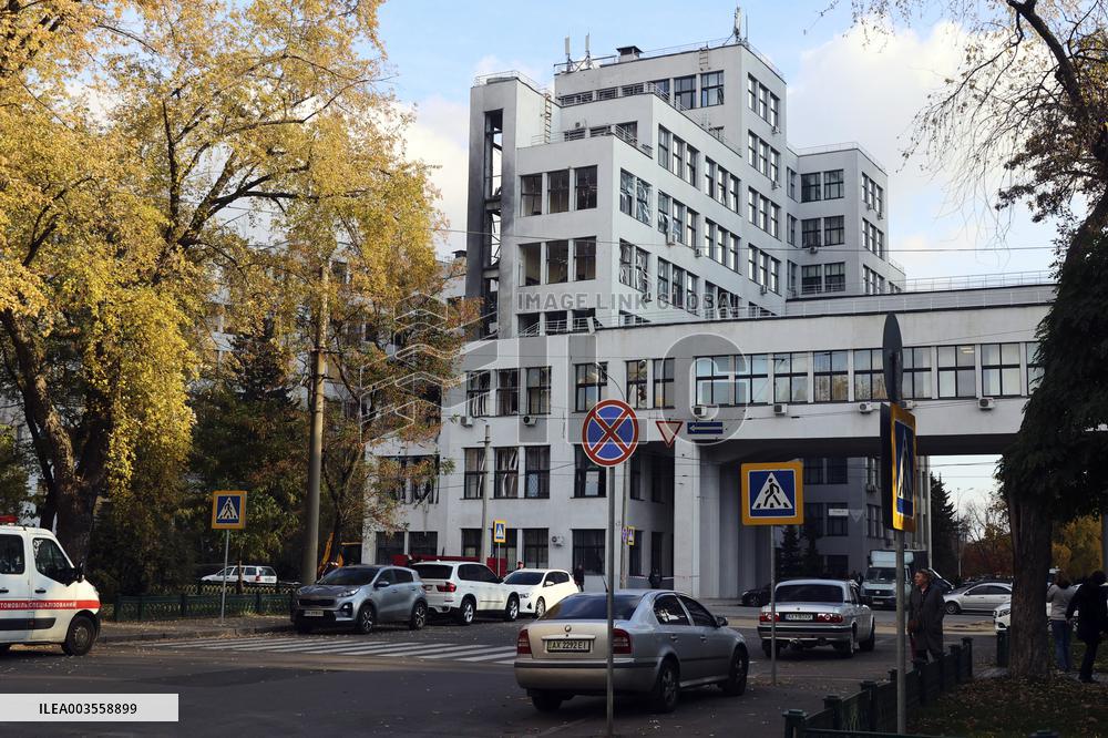 Response effort continues after Russian shelling of Kharkiv