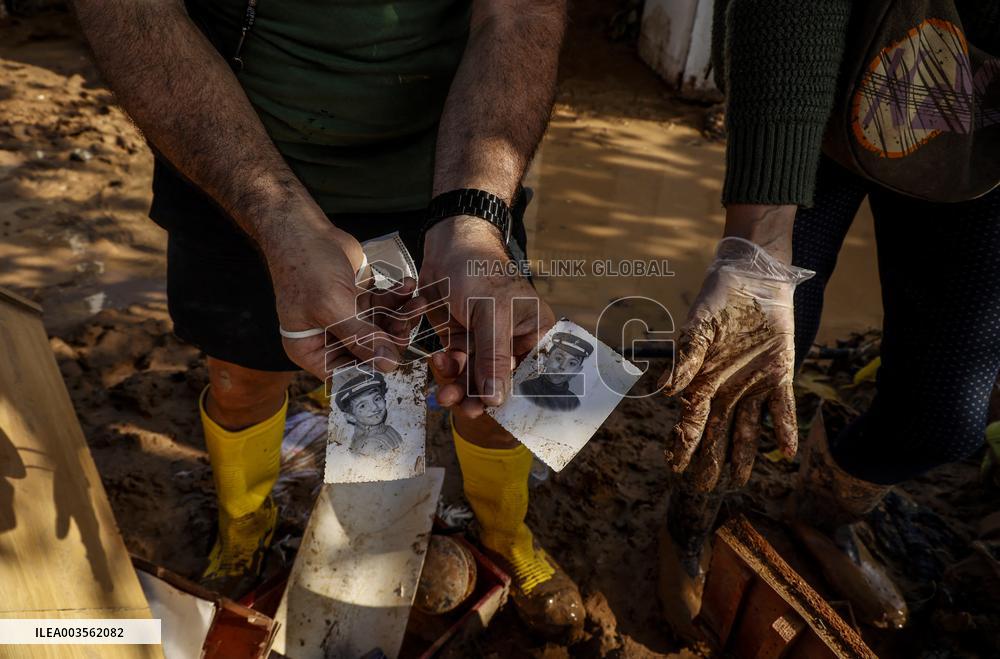 At Least 89 People Remain Missing After Floods - Eastern Spain