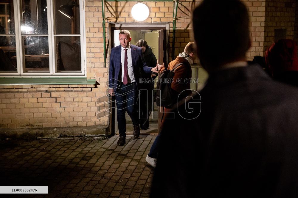 SDE board decides to support compromise on Russian citizens' voting rights