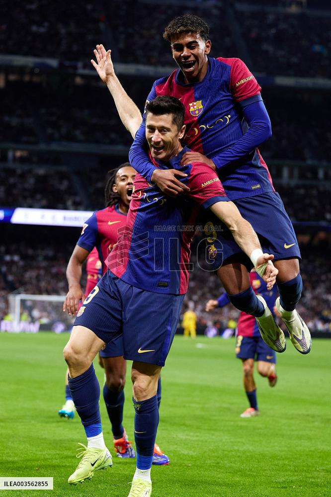 La Liga - Real Madrid v Barcelona