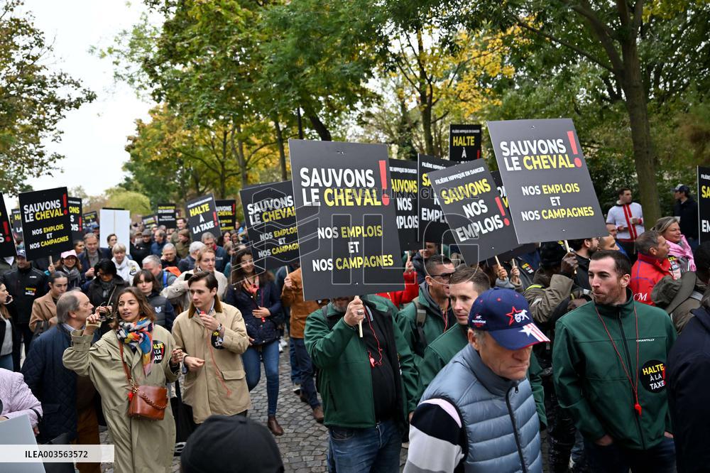 Demonstration Of The Horse-Racing Industry - Paris