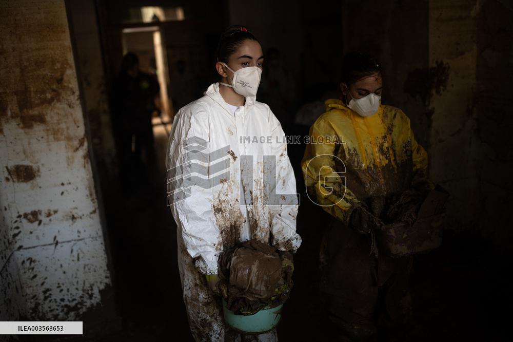 Ten Days After the Passage of The Dana - Valencia