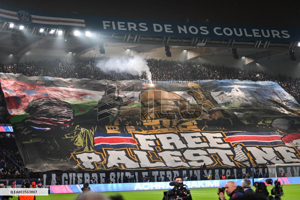 Free Palestine Banner At PSG v Atletico Madrid - Paris