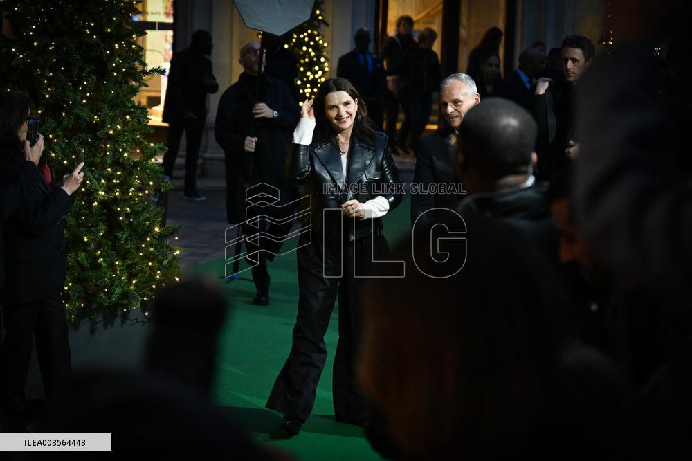 Juliette Binoche Inaugurates The Printemps Window Displays - Paris