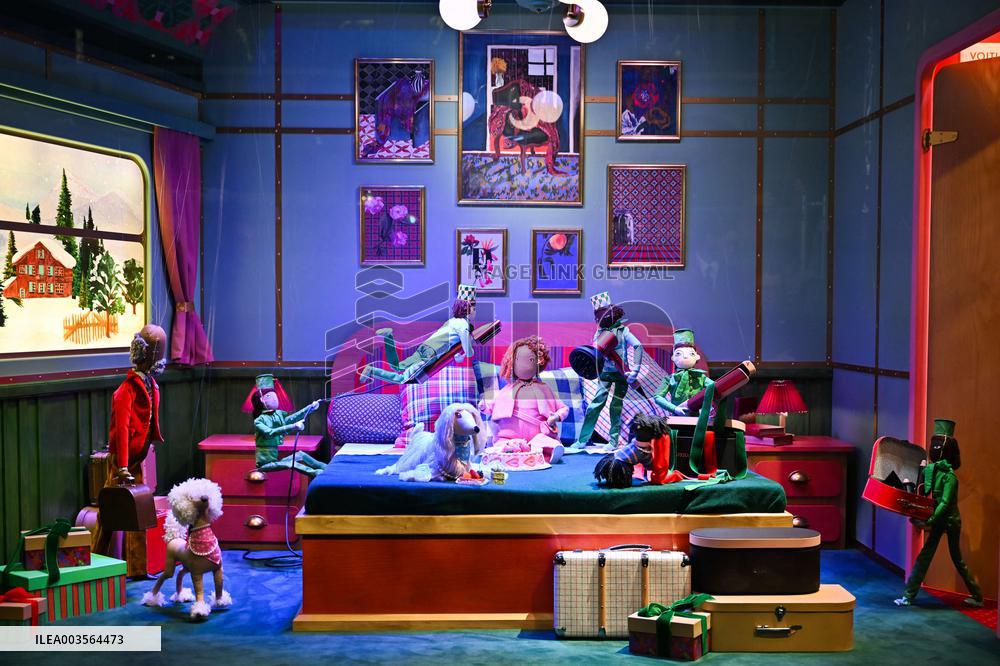 Juliette Binoche Inaugurates The Printemps Window Displays - Paris