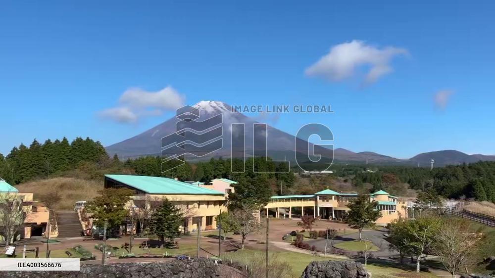 Japan: Season’s First Snowcap Observed On Mt. Fuji, Latest Ever In 130 Years