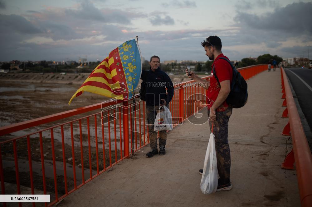 89 People Still Missing After Deadly Disaster - Valencia