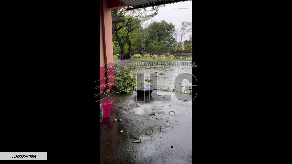 Philippines: Typhoon Yinxing Makes Landfall In Cagayan, Damaging Infrastructure 4