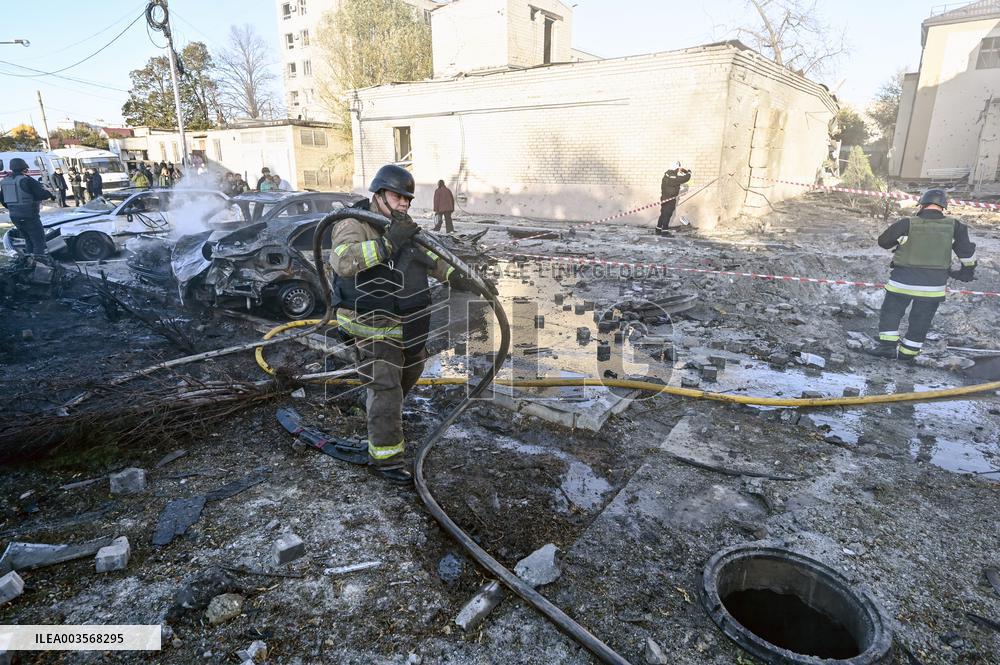 Aftermath of November 7 Russian guided bomb strike in Zaporizhzhia