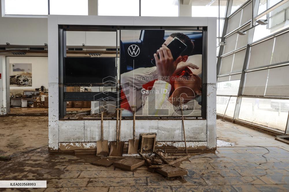 Ten Days After the Passage of The DANA - Valencia