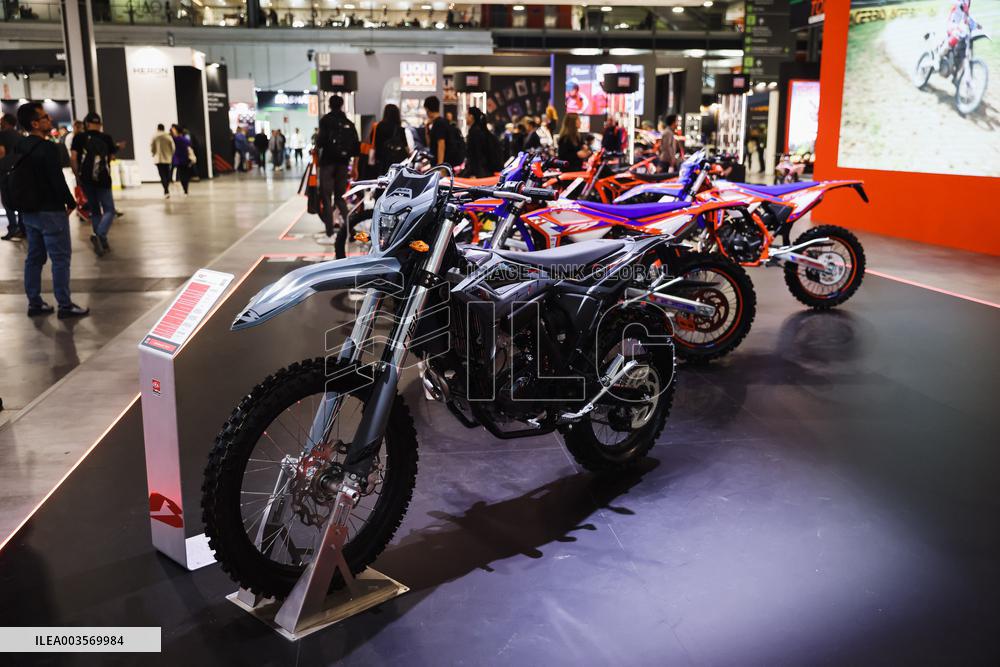 EICMA Illustrations - Italy